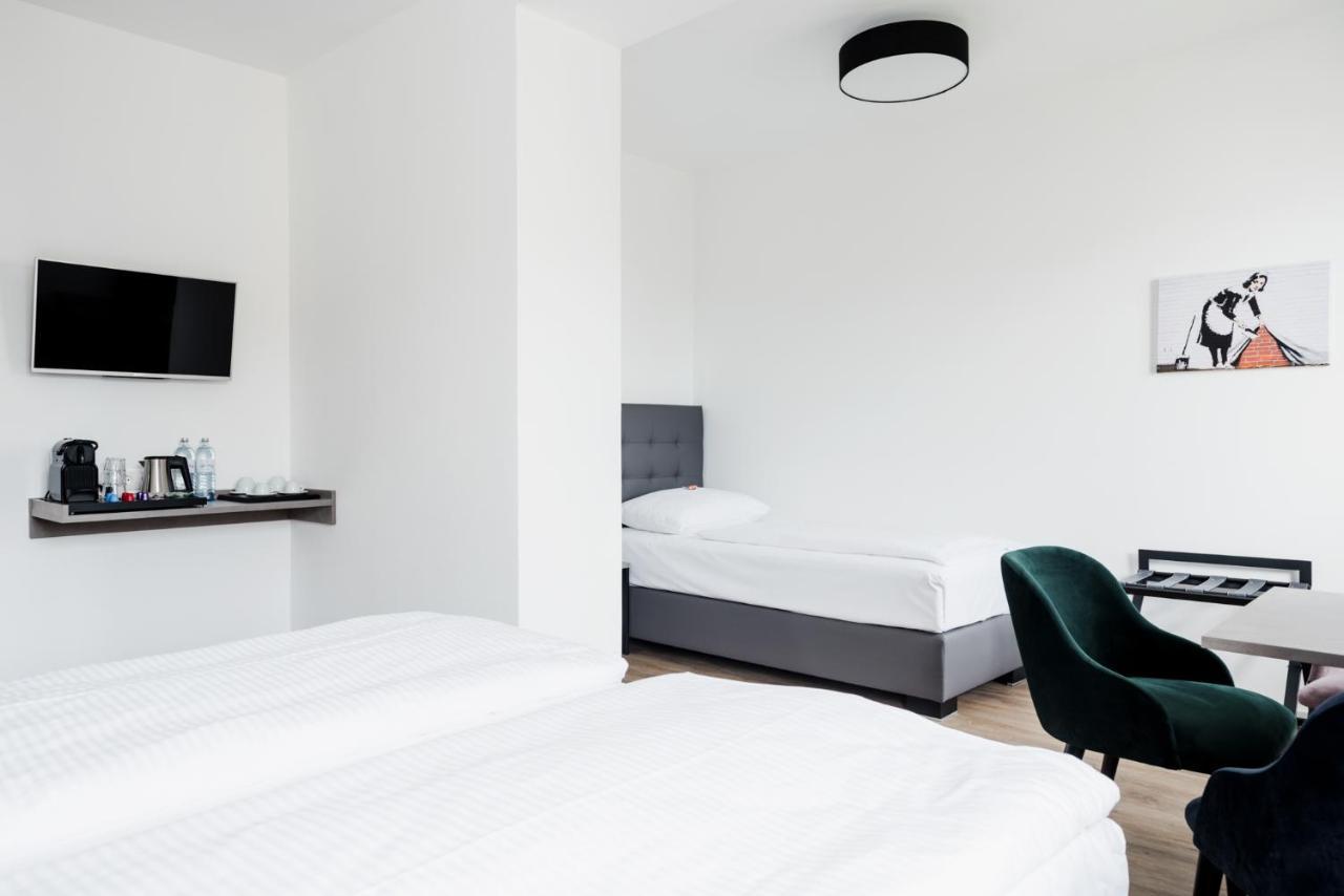 Muellner Smart Hotel Wien Self Check In Bagian luar foto
